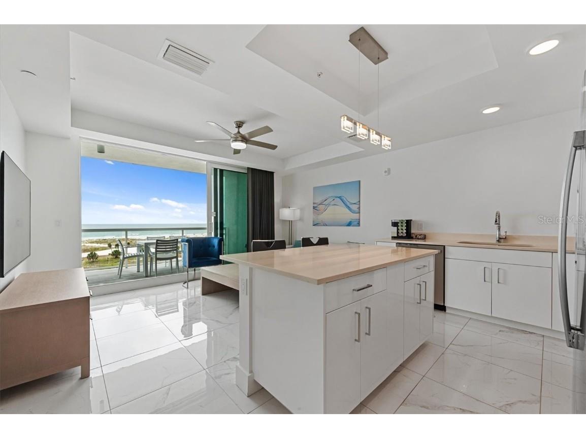 11500 Gulf Boulevard #610 Saint Petersburg FL 33706 - GULF OF MEXICO T3527707 image2