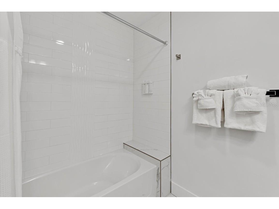 11500 Gulf Boulevard #610 Saint Petersburg FL 33706 - GULF OF MEXICO T3527707 image24