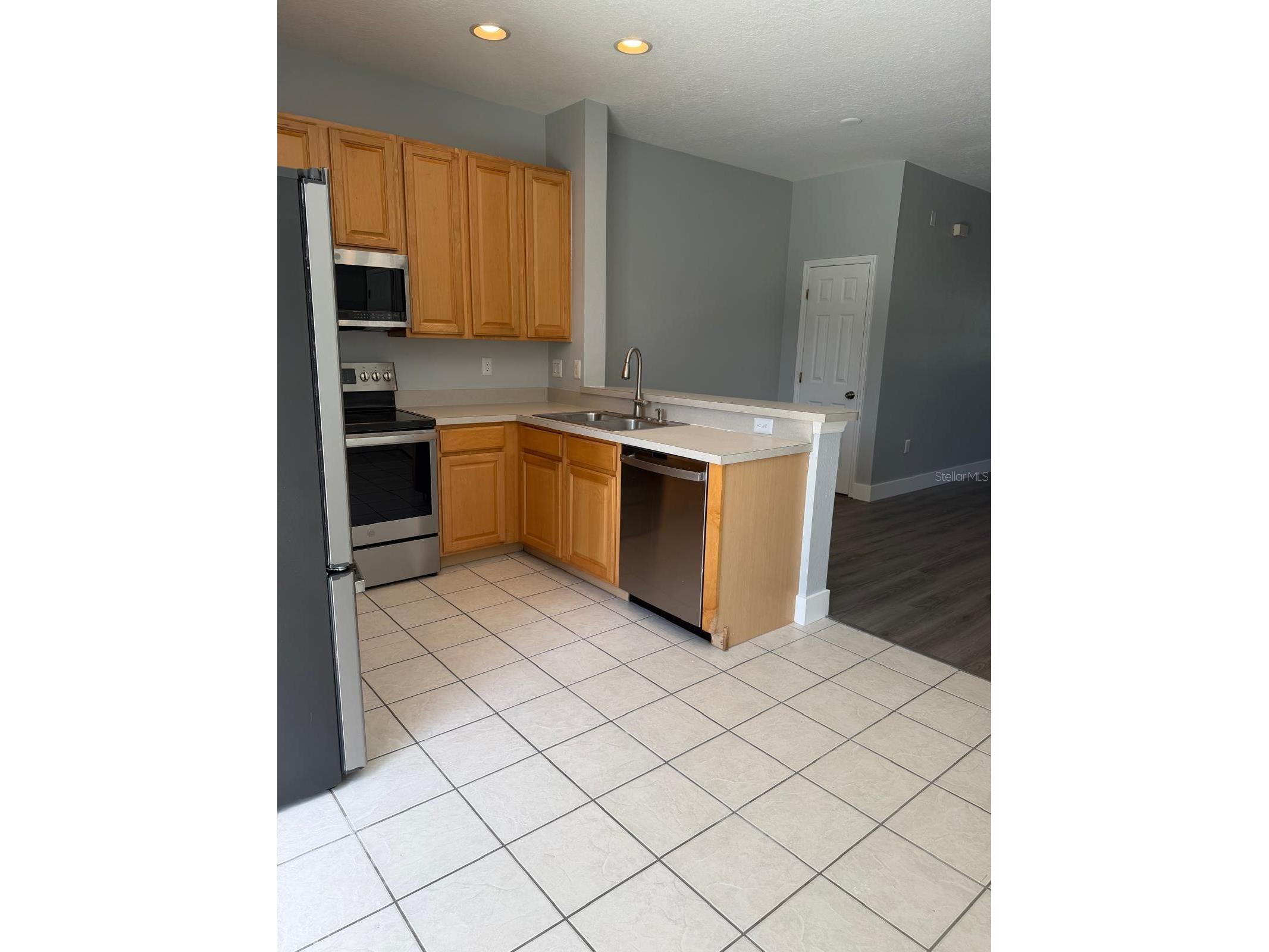 11503 Declaration Drive Tampa FL 33635 TB8528579 image6