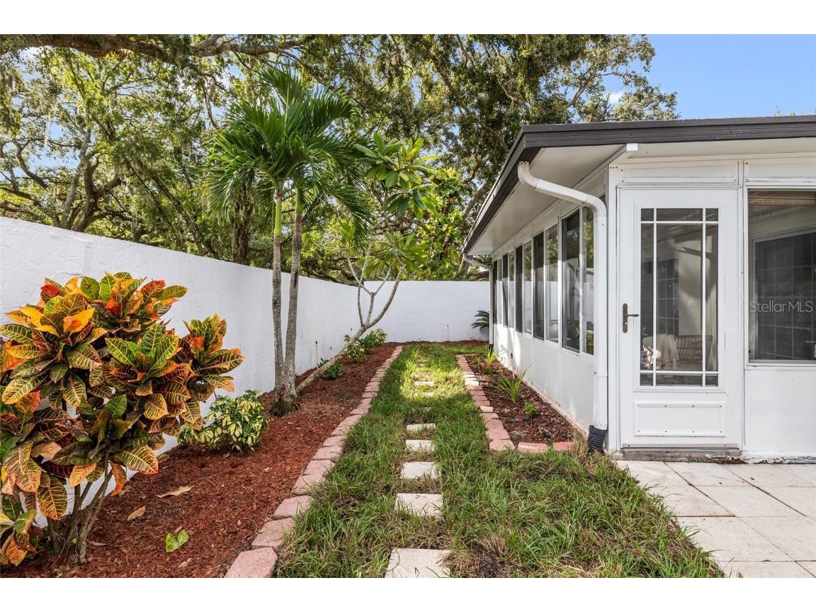 11503 Orilla Del Rio Place Temple Terrace FL 33617 TB8435405 image24