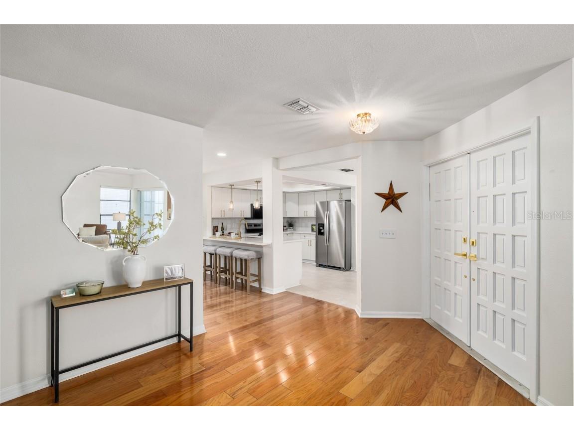 11503 Orilla Del Rio Place Temple Terrace FL 33617 TB8435405 image3