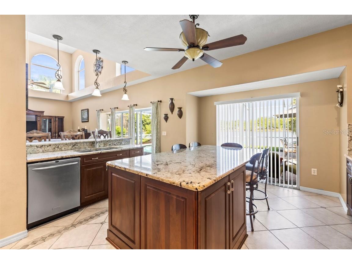 11503 Whispering Hollow Drive Tampa FL 33635 TB8375411 image16