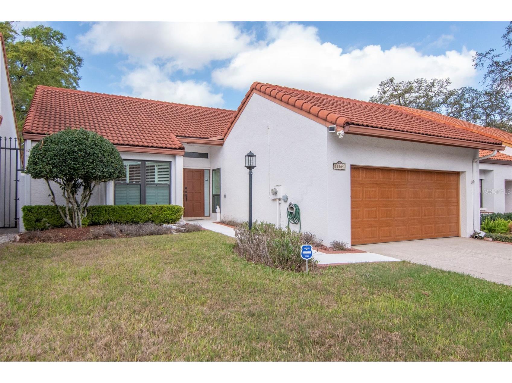 11504 Cerca Del Rio Place Temple Terrace FL 33617 TB8487117 image1