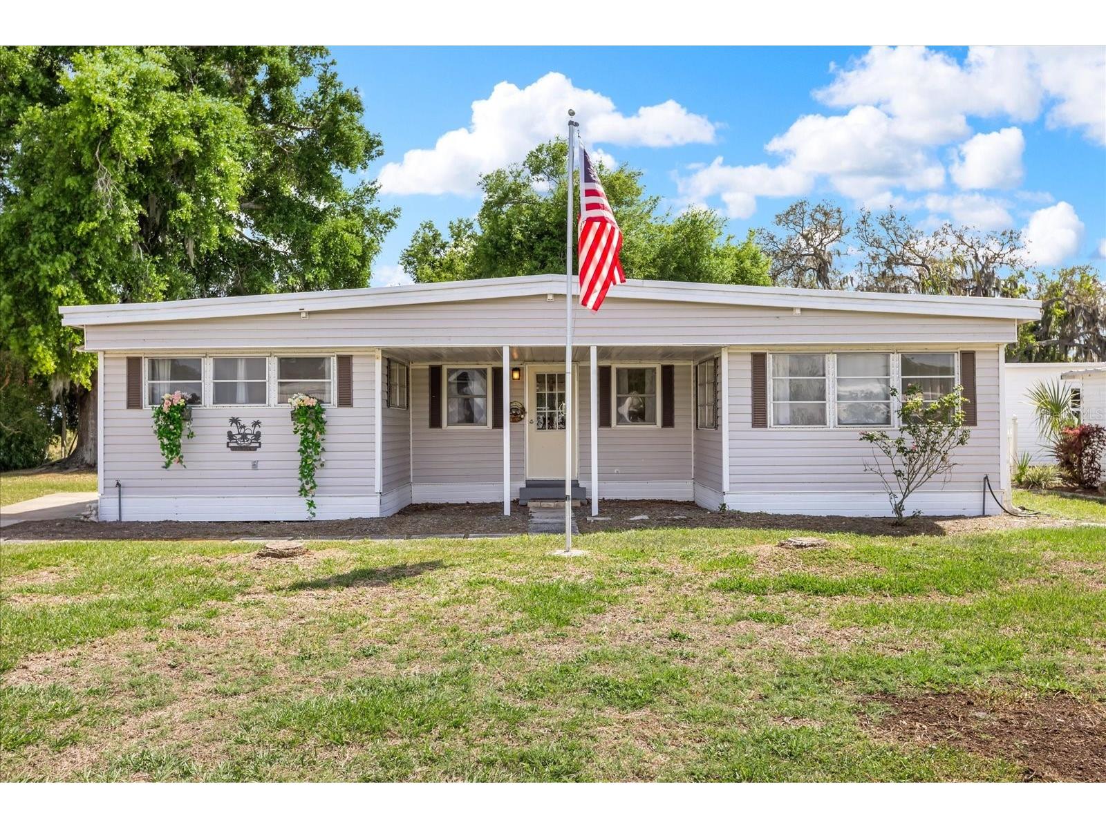 11504 Hickory Lane Tavares FL 32778 - HARRIS CHAIN OF LAKES O6393253 image1