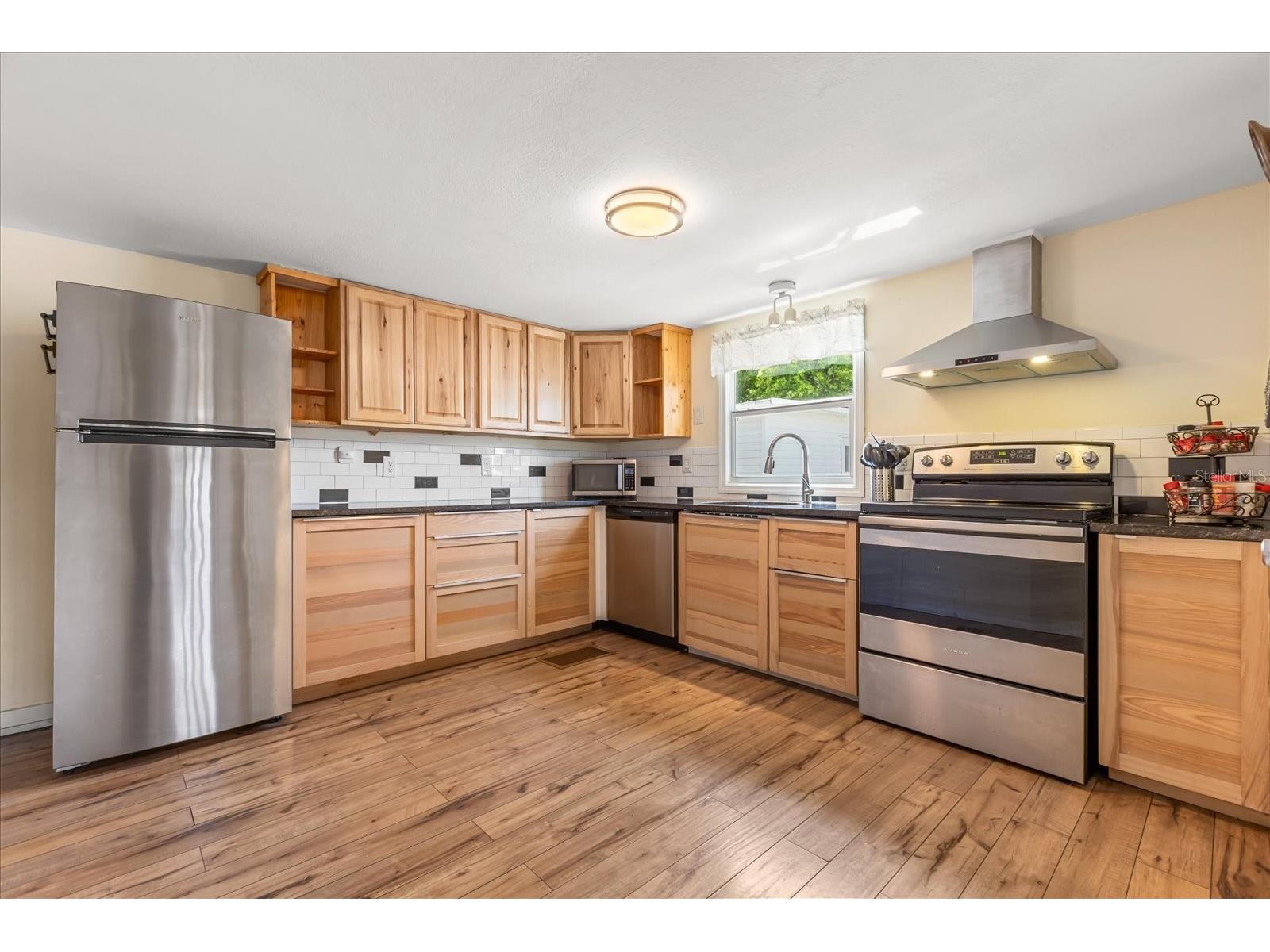 11504 Hickory Lane Tavares FL 32778 - HARRIS CHAIN OF LAKES O6393253 image2
