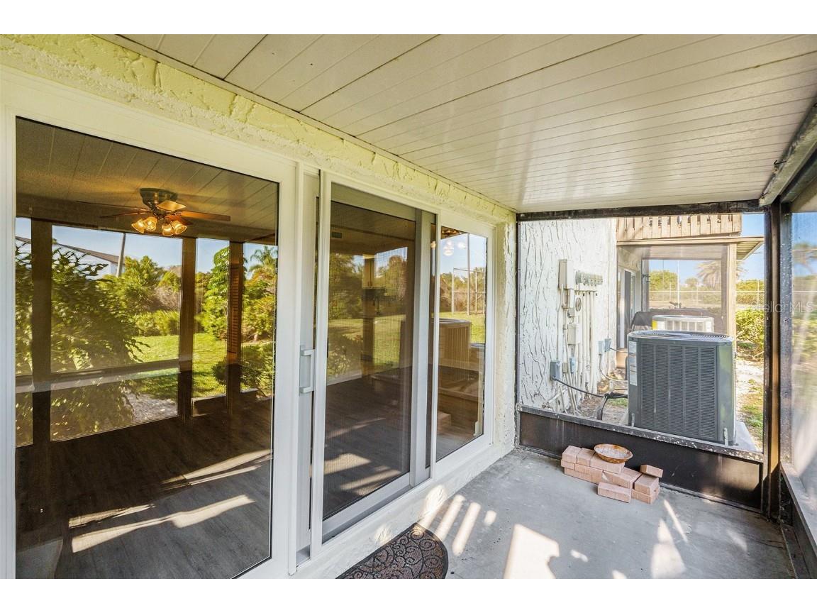 11505 7th Way N #2303 Saint Petersburg FL 33716 TB8454037 image25