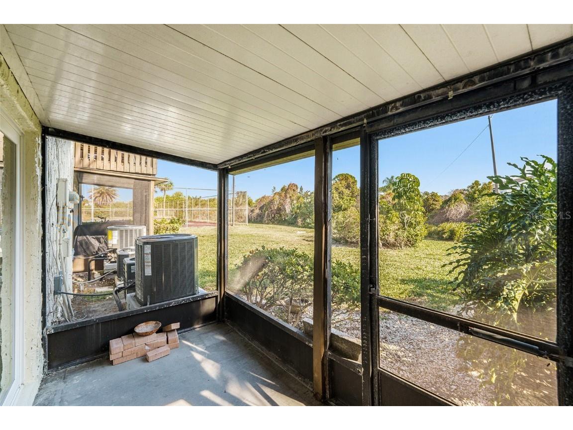 11505 7th Way N #2303 Saint Petersburg FL 33716 TB8454037 image27