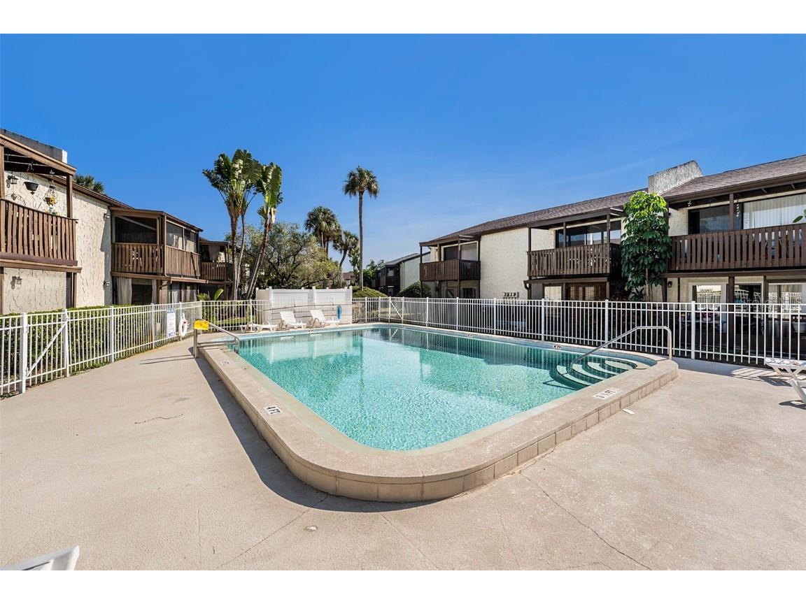 11505 7th Way N #2303 Saint Petersburg FL 33716 TB8454037 image33