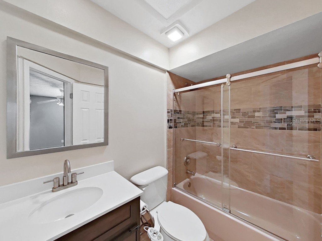 11506 Galleria Drive Tampa FL 33618 TB8432523 image29