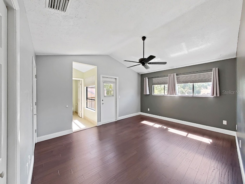 11506 Galleria Drive Tampa FL 33618 TB8432523 image31