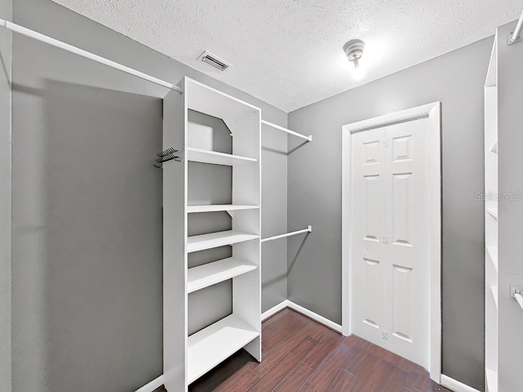 11506 Galleria Drive Tampa FL 33618 TB8432523 image34