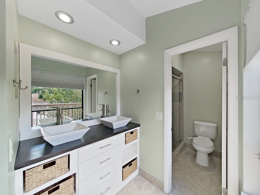 11506 Galleria Drive Tampa FL 33618 TB8432523 image35