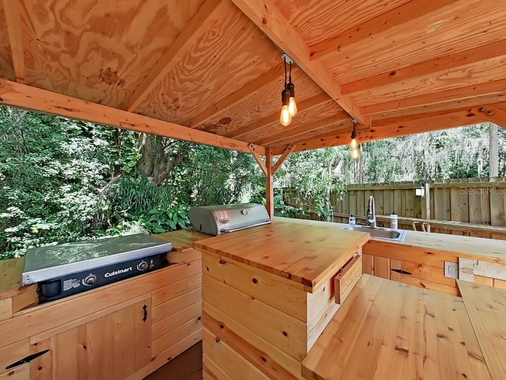 11506 Galleria Drive Tampa FL 33618 TB8432523 image46