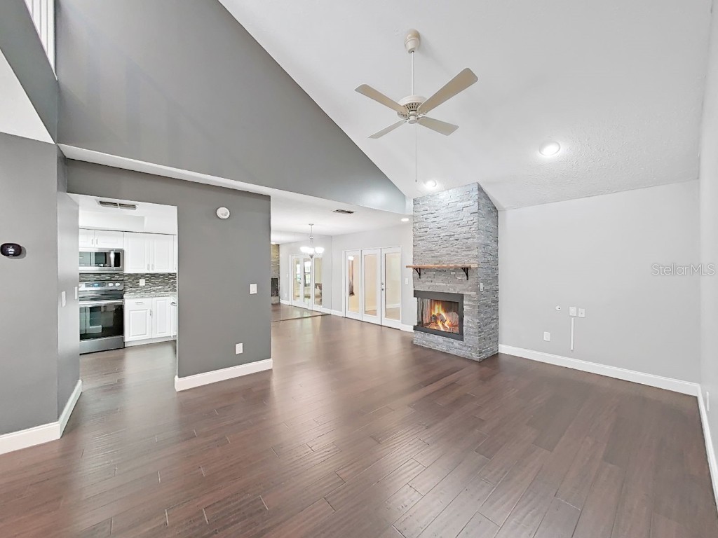 11506 Galleria Drive Tampa FL 33618 TB8432523 image9