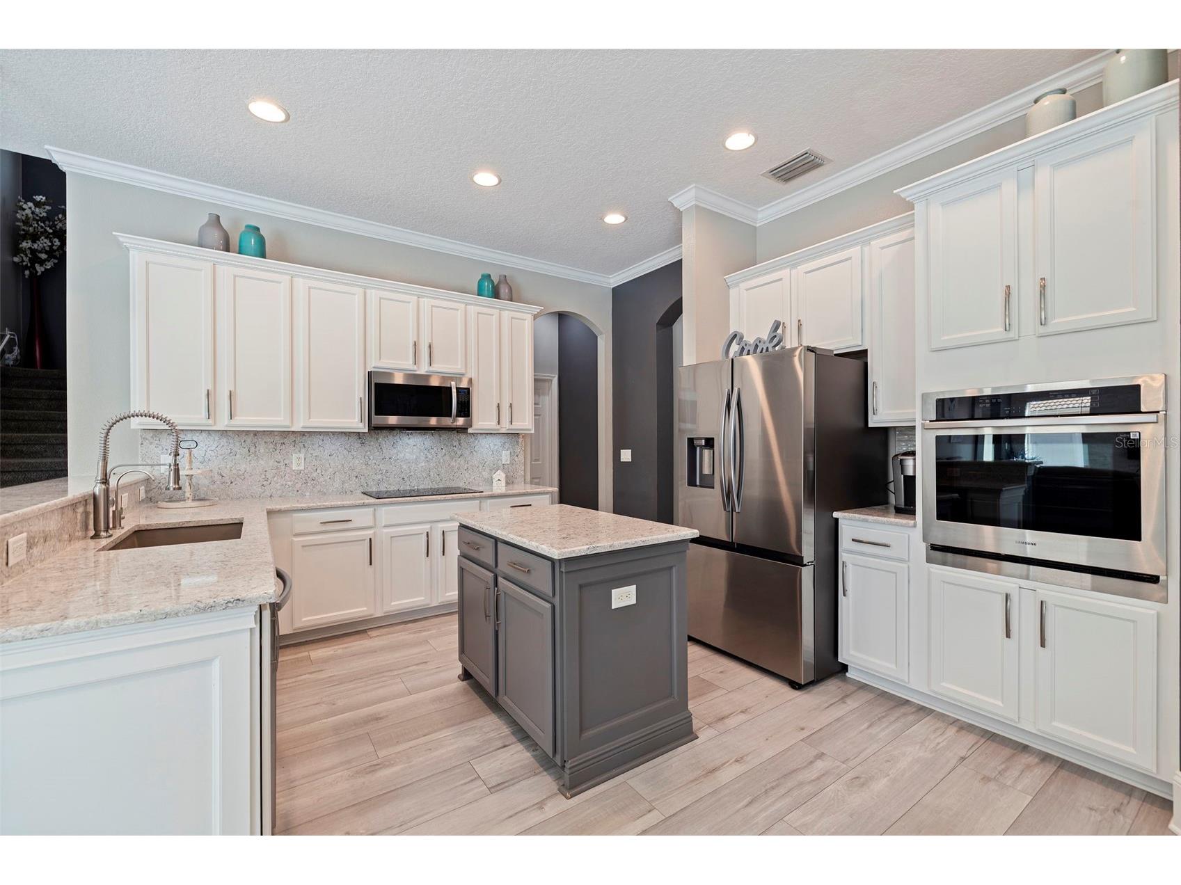 11508 Oyster Bay Circle New Port Richey FL 34654 TB8527308 image11