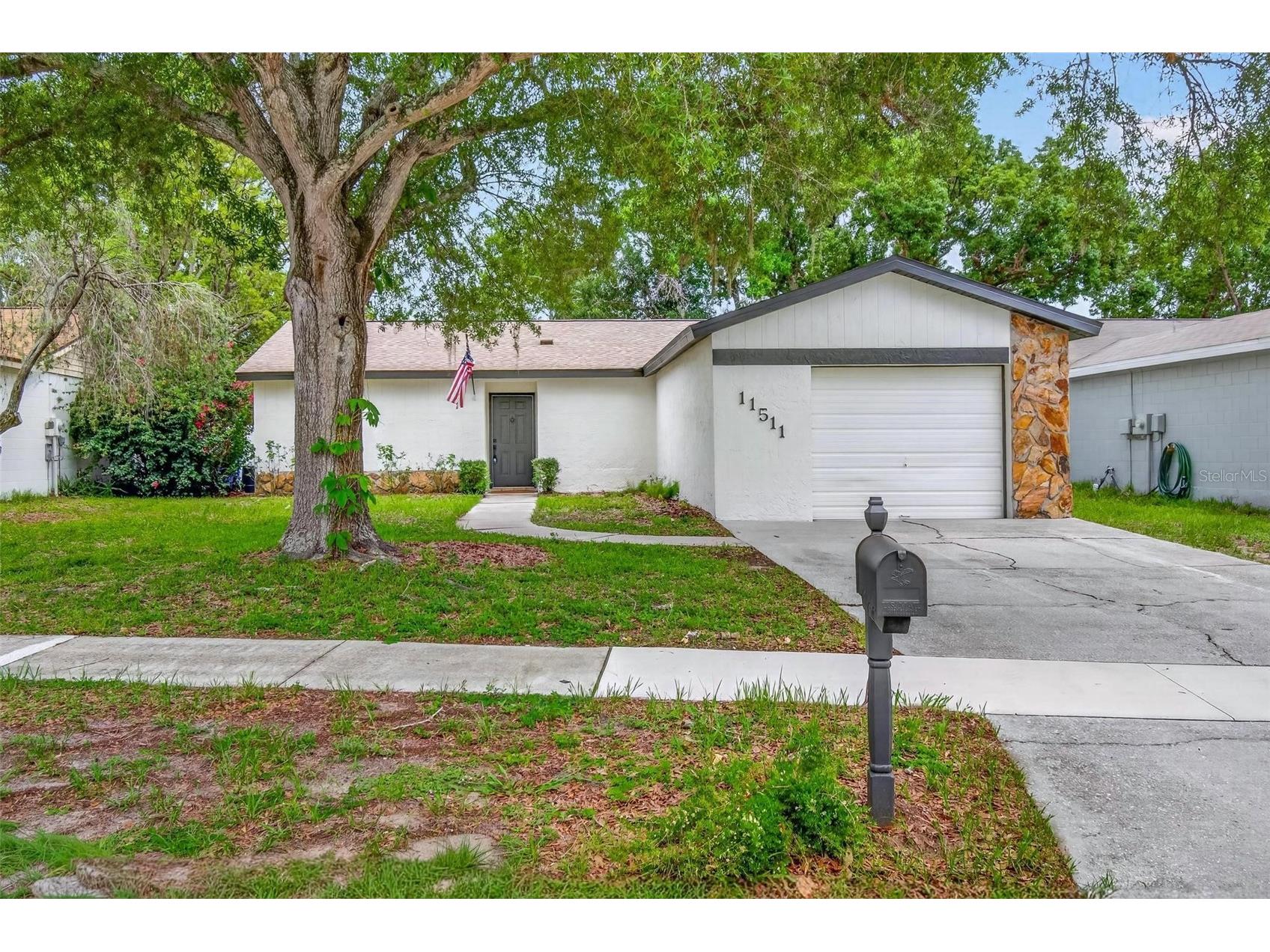 11511 Paperwood Place Riverview FL 33579 TB8515981 image1
