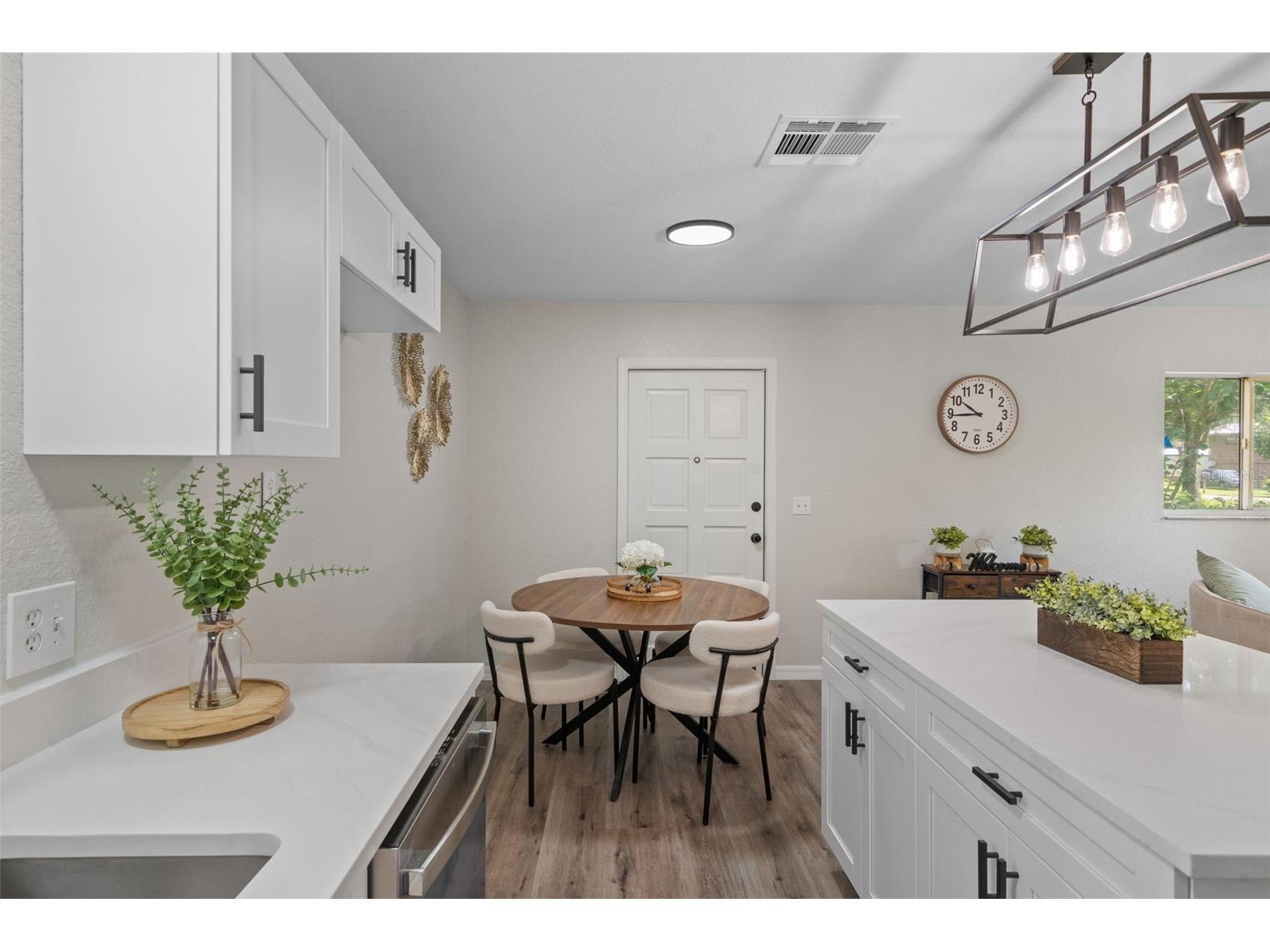 11512 Cr 675w Webster FL 33597 W7886111 image12