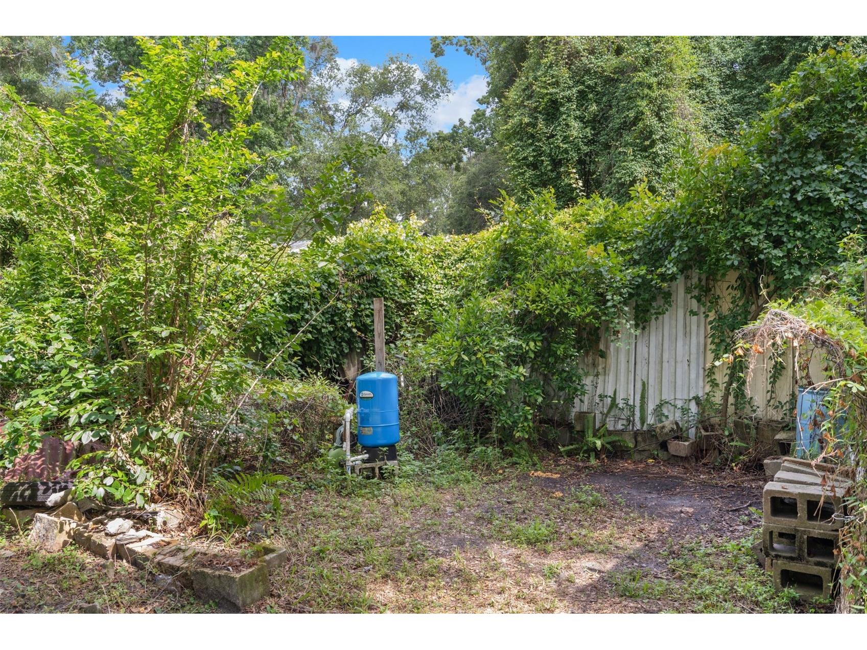 11512 Cr 675w Webster FL 33597 W7886111 image31