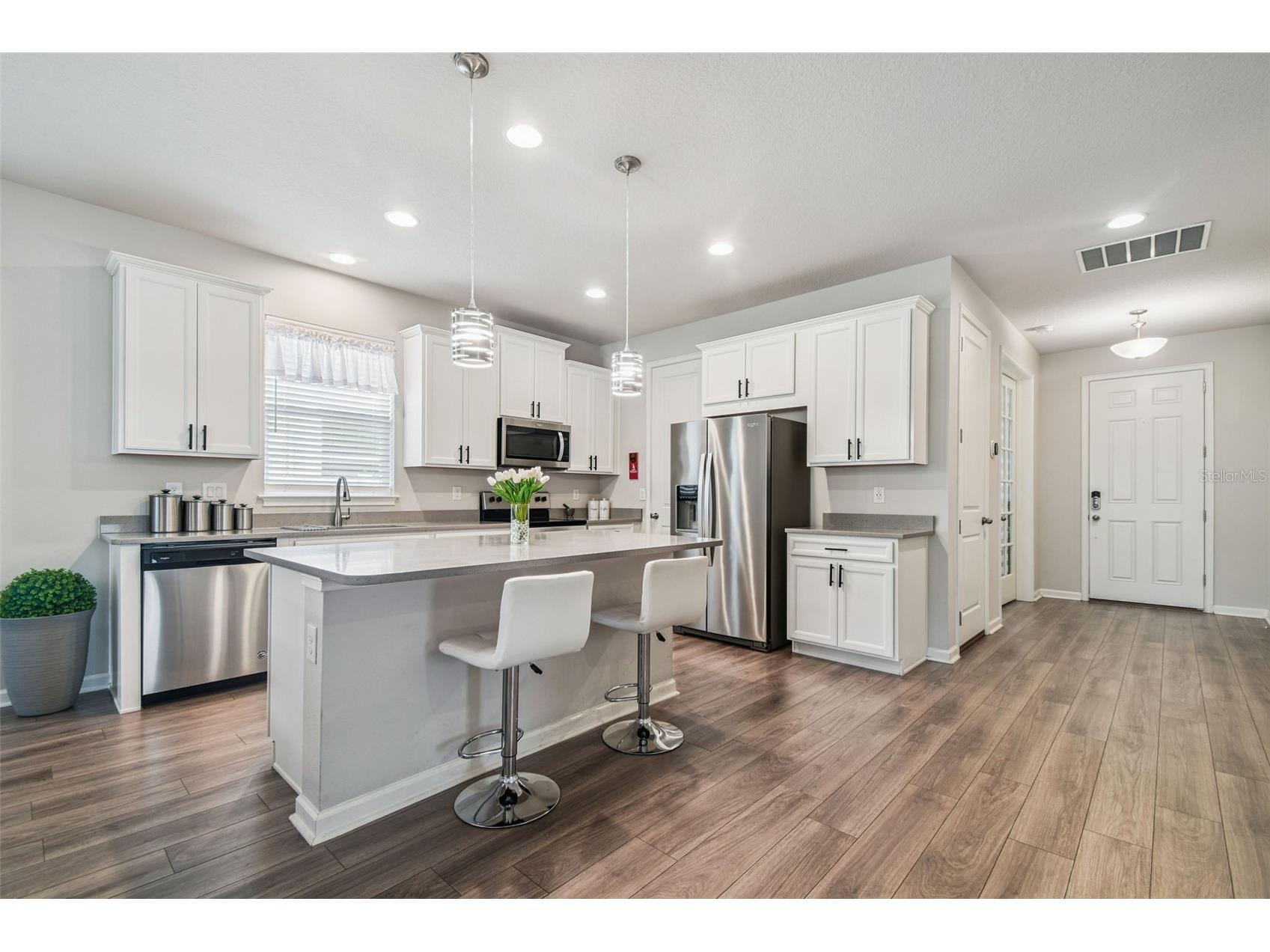 11514 Cedar Valley Drive Riverview FL 33569 A4698767 image2