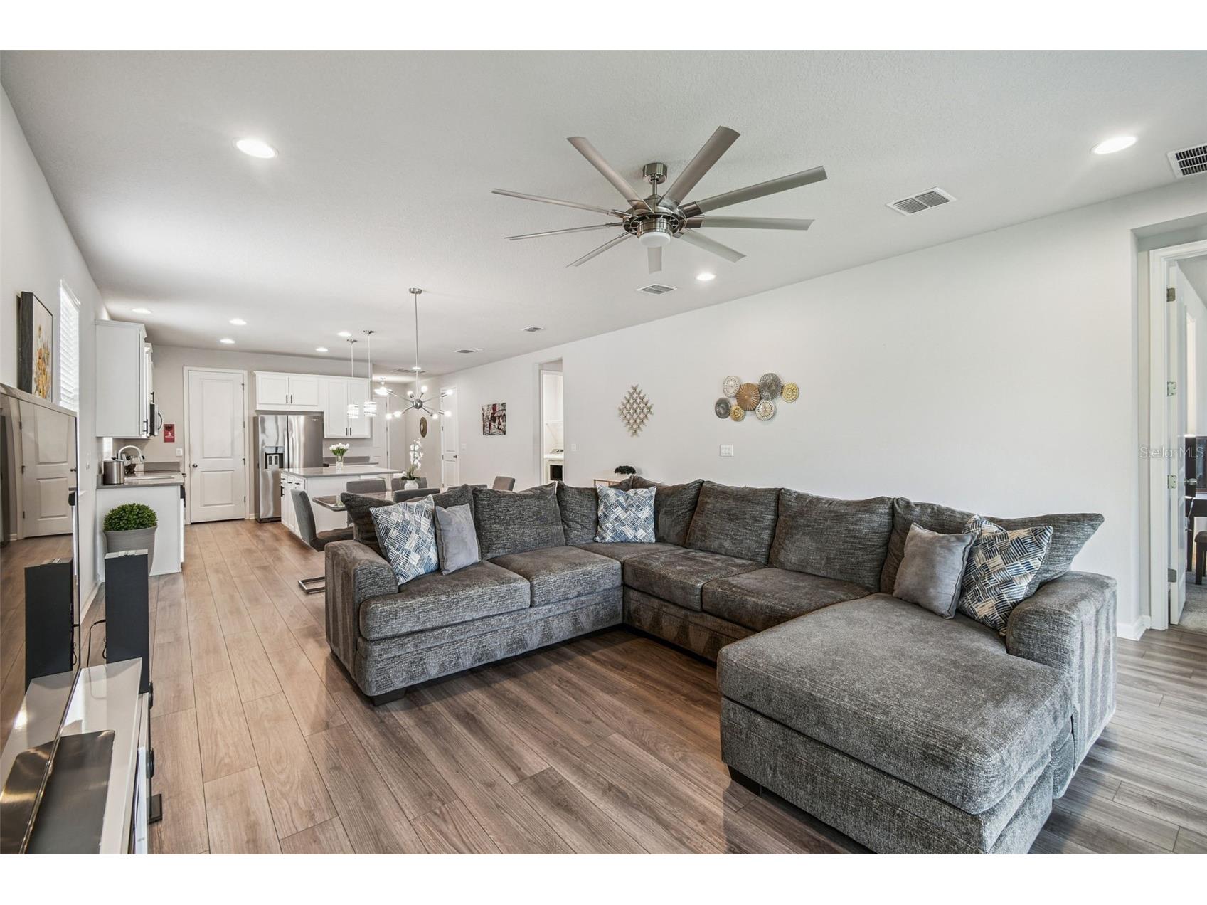 11514 Cedar Valley Drive Riverview FL 33569 A4698767 image5