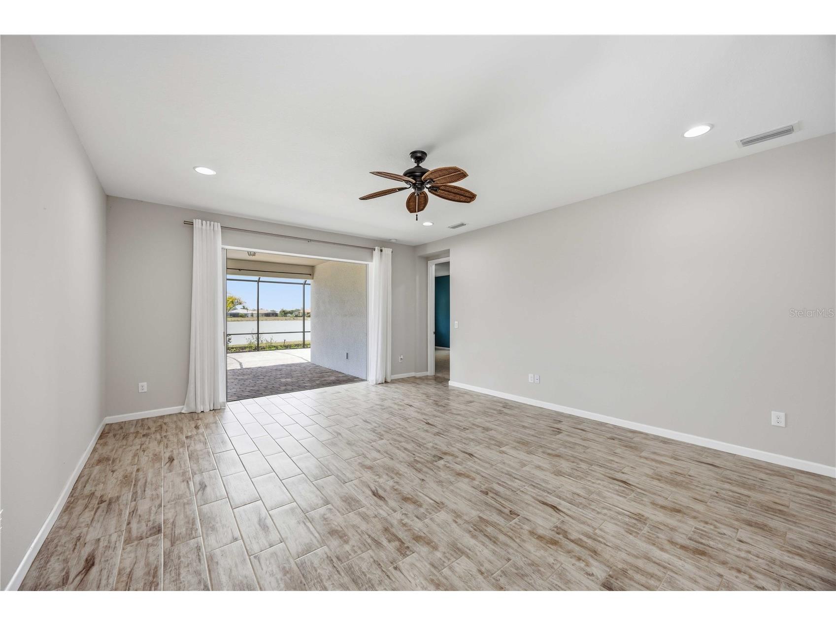 11516 Renaissance Boulevard Venice FL 34293 A4691899 image9