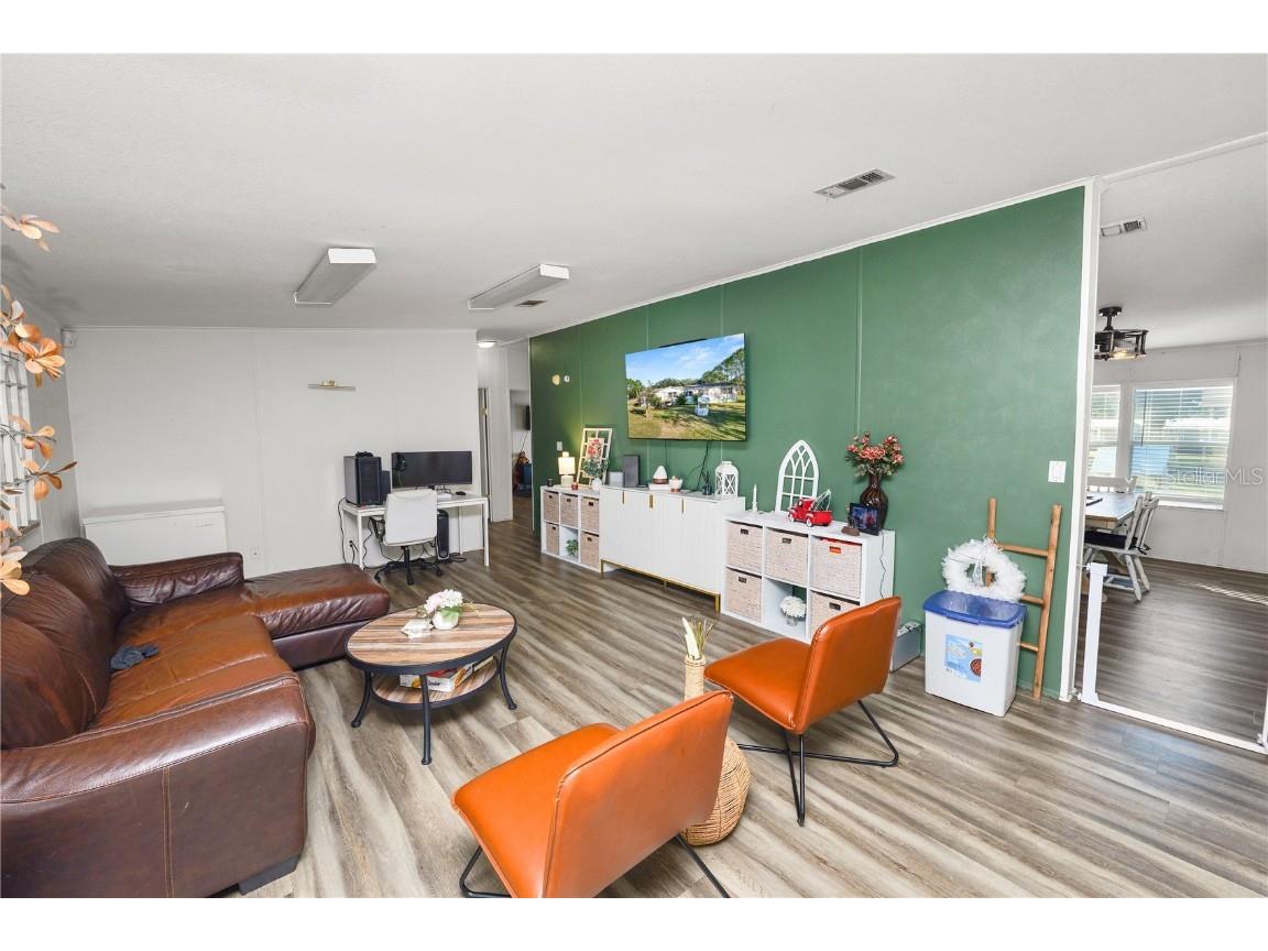 11516 Tuten Loop Lithia FL 33547 L4957835 image13