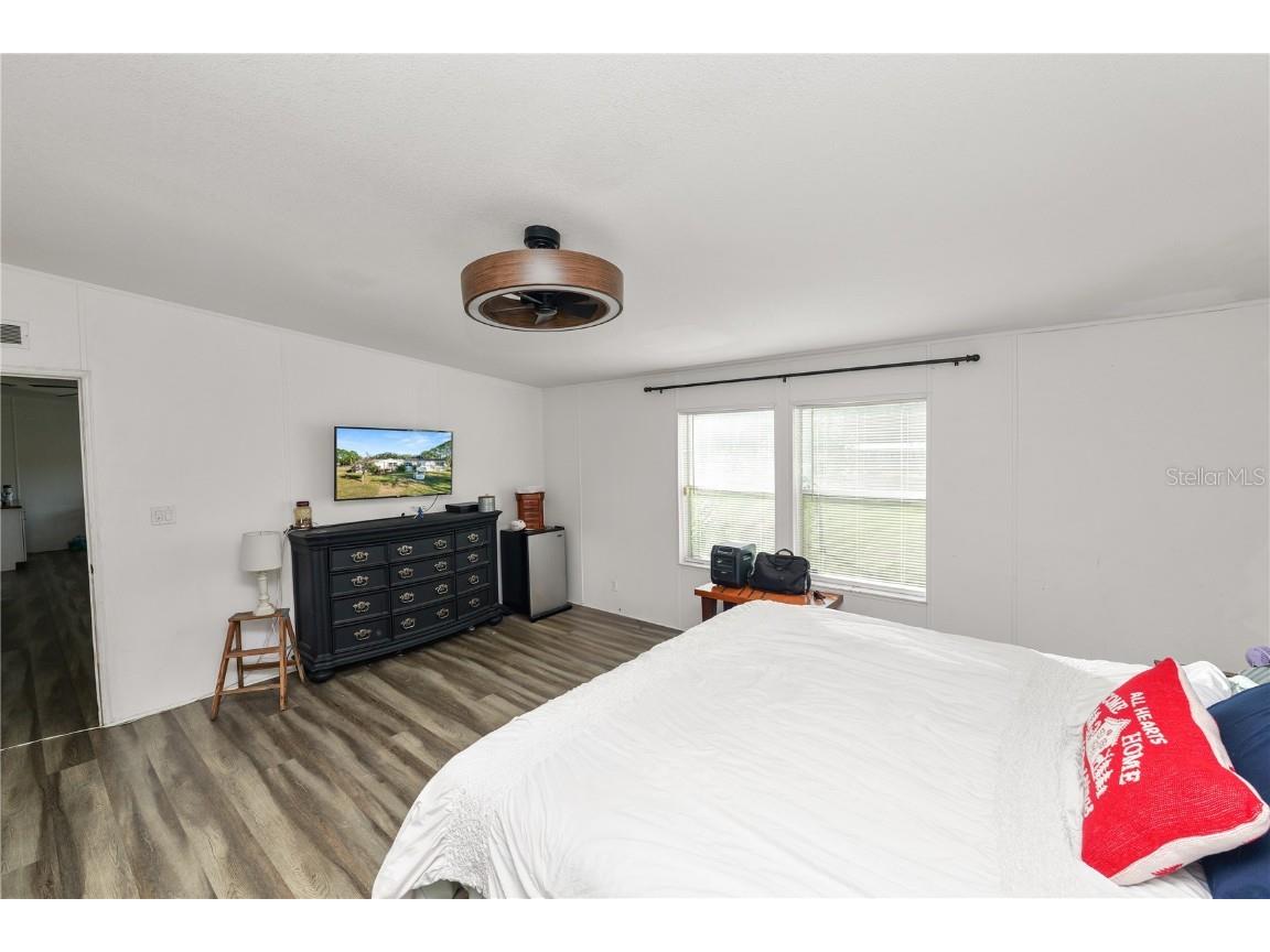 11516 Tuten Loop Lithia FL 33547 L4957835 image23