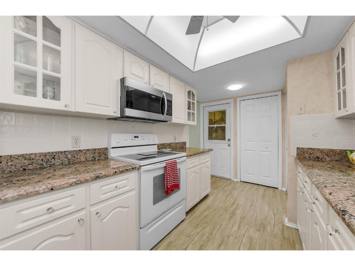 11516 Versailles Lane Port Richey FL 34668 W7877499 image15