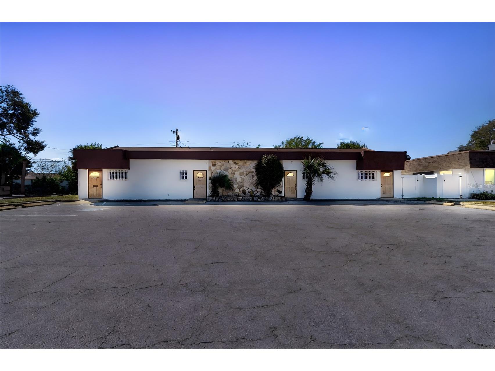 1152 62nd Avenue S Saint Petersburg FL 33705 TB8471864 image1