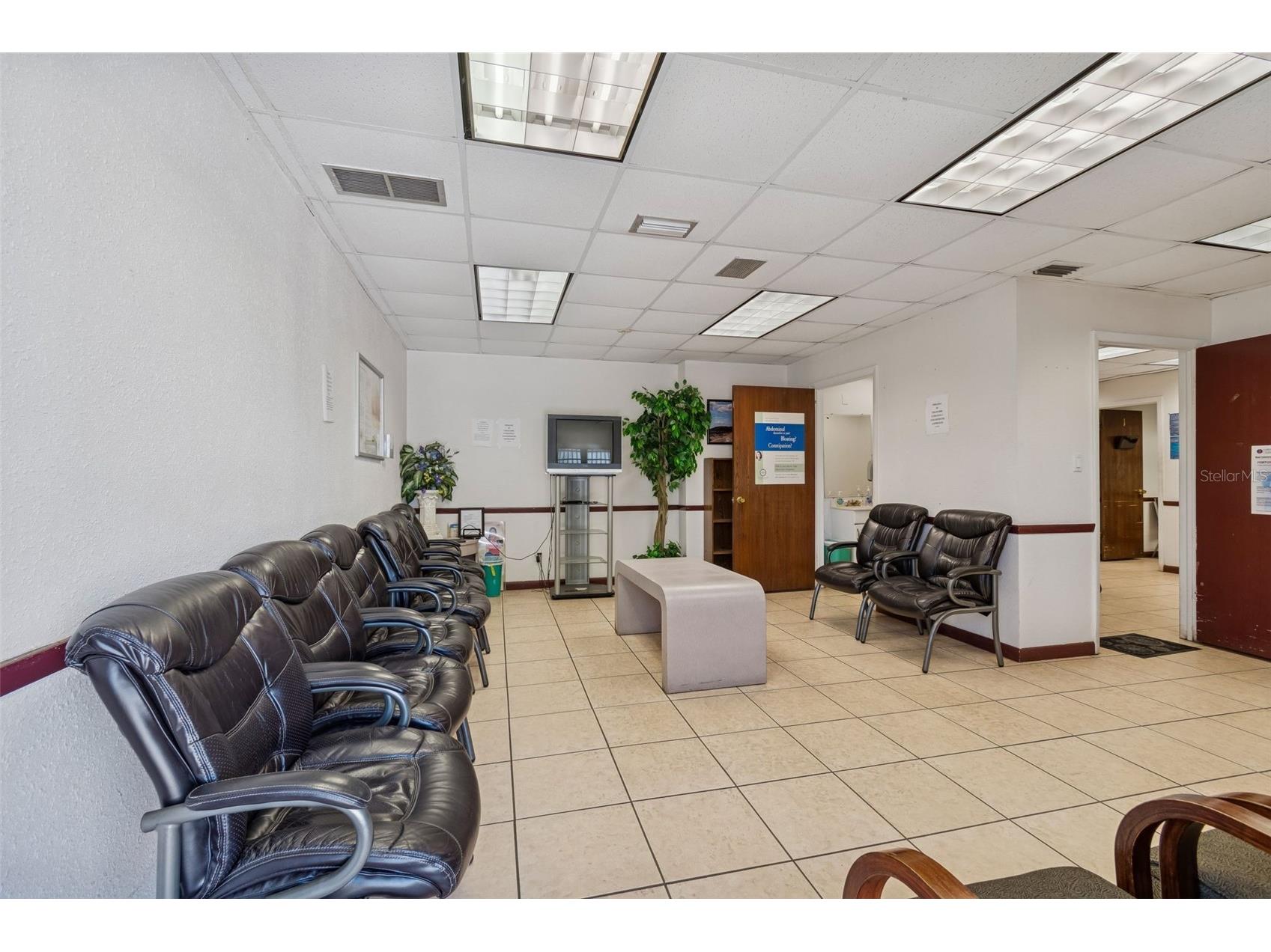 1152 62nd Avenue S Saint Petersburg FL 33705 TB8471864 image8