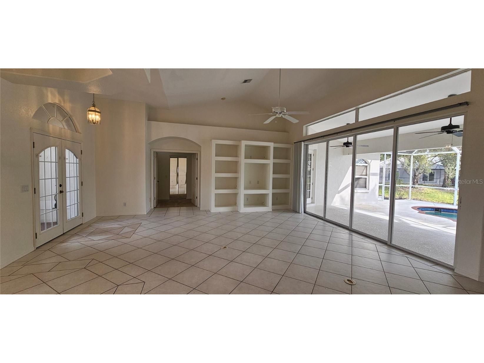 1152 Deardon Drive Venice FL 34292 A4668002 image7