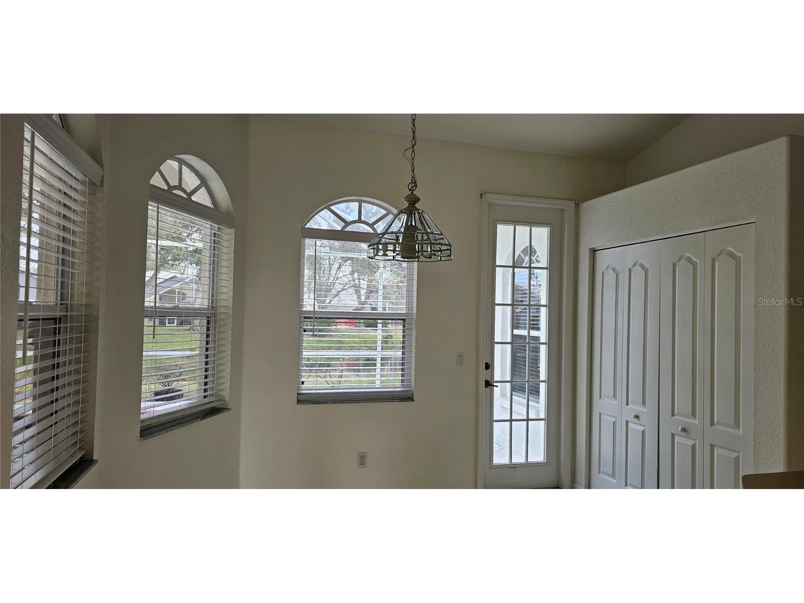 1152 Deardon Drive Venice FL 34292 A4668002 image8
