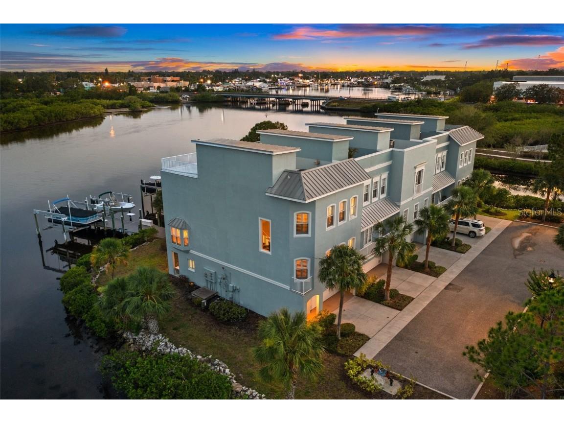 1152 Flying Fish Lane Tarpon Springs FL 34689 - ANCLOTE RIVER W7855351 image1