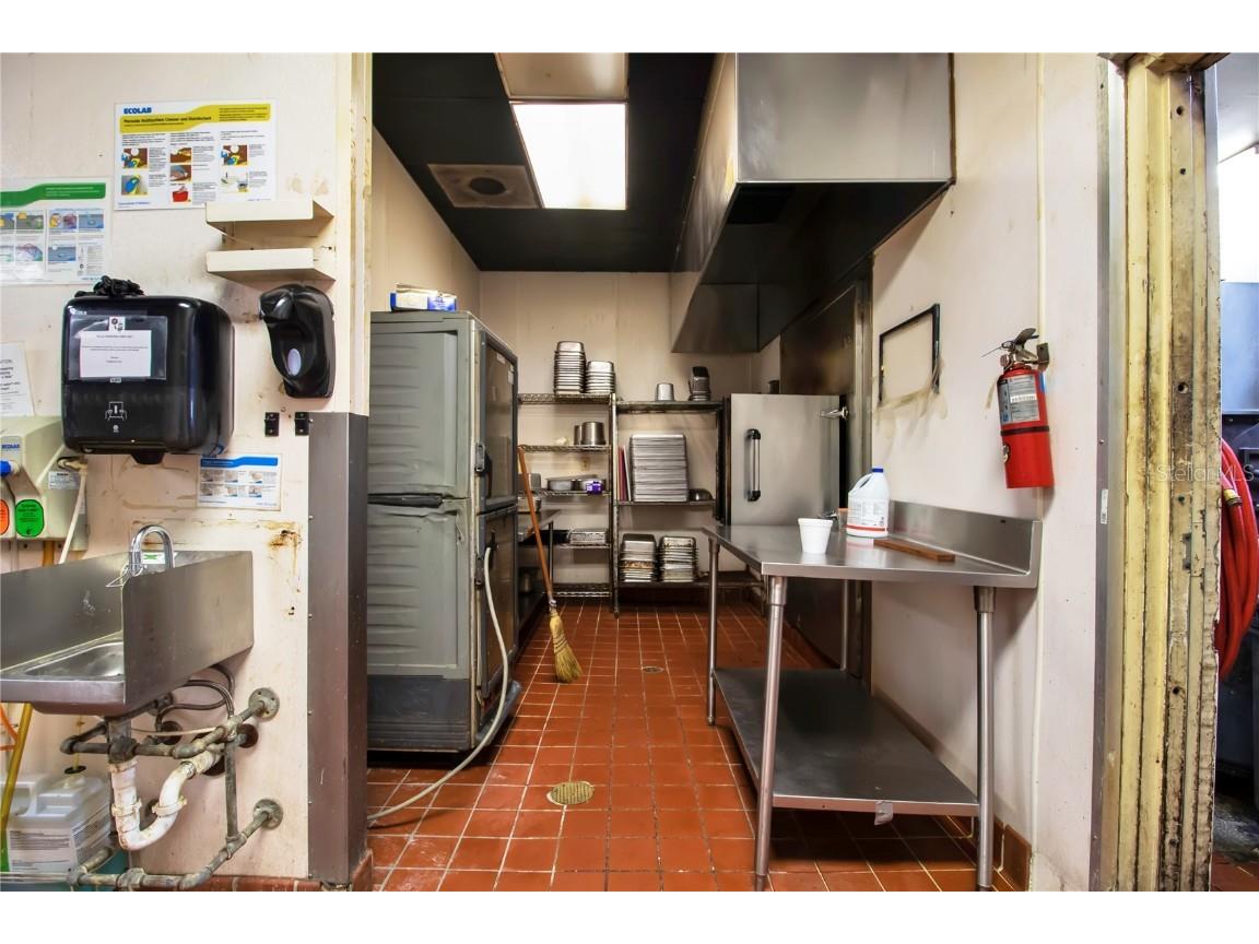 1152 Tamiami Trail Port Charlotte FL 33953 C7503838 image10