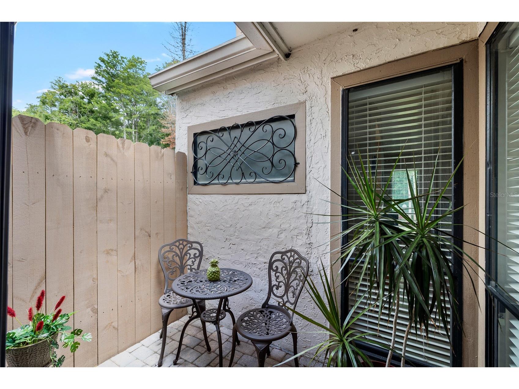 11520 Galleria Drive Tampa FL 33618 TB8526894 image12