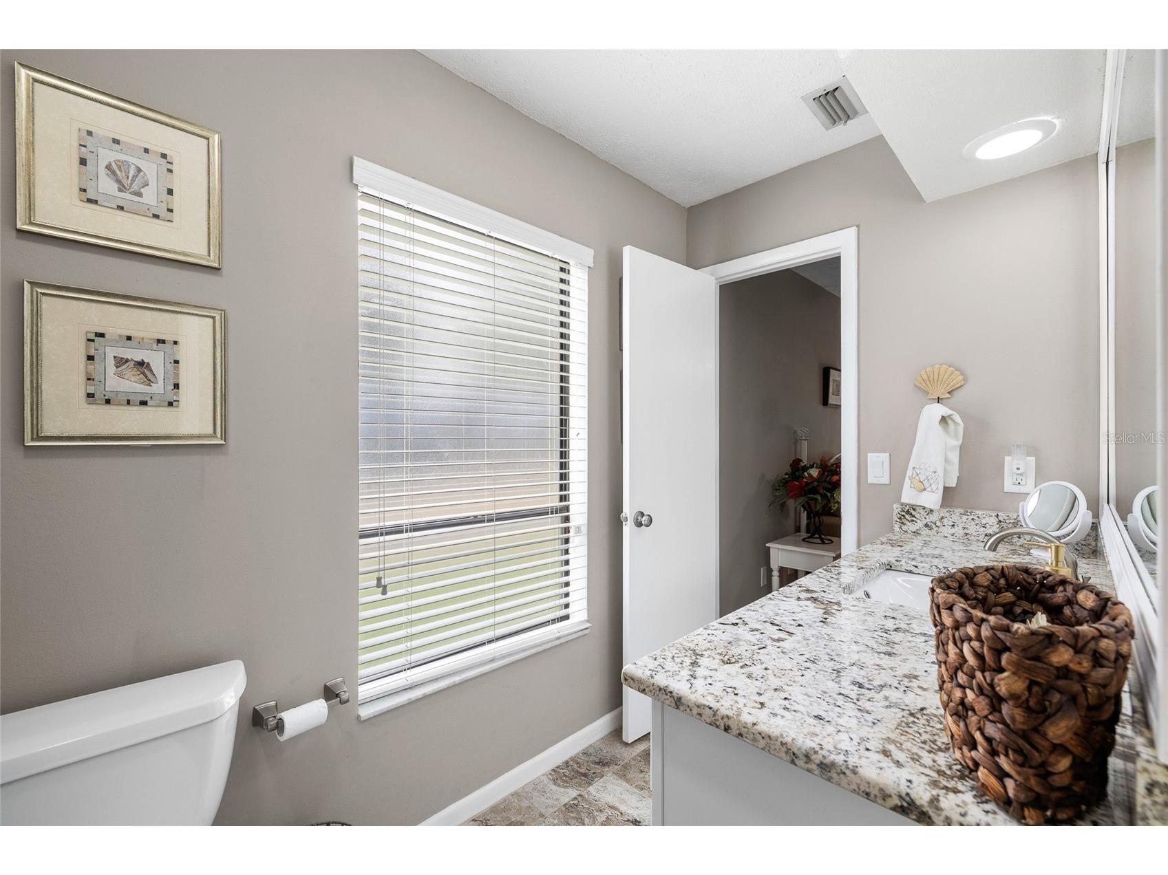11520 Galleria Drive Tampa FL 33618 TB8526894 image20