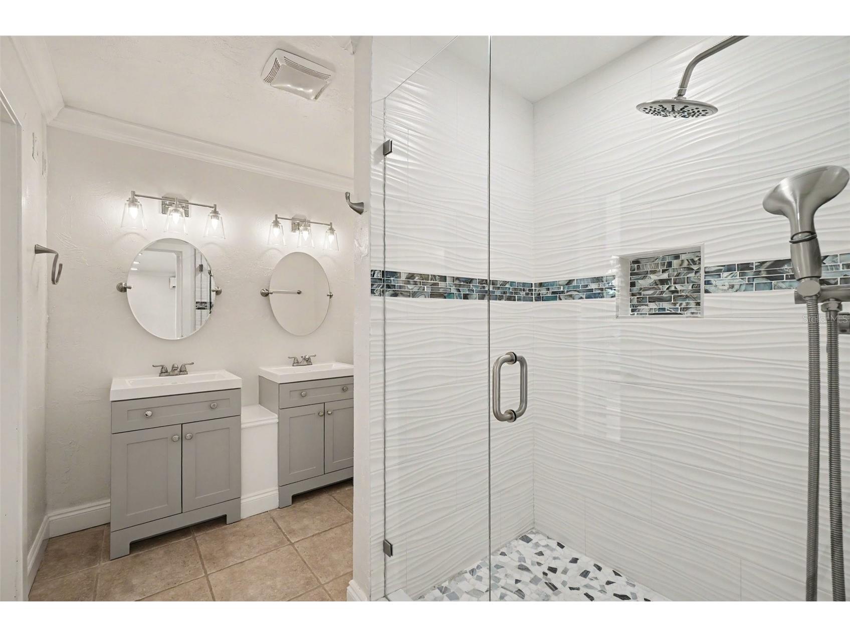 11523 Andy Rosse Lane Captiva FL 33924 TB8522459 image15