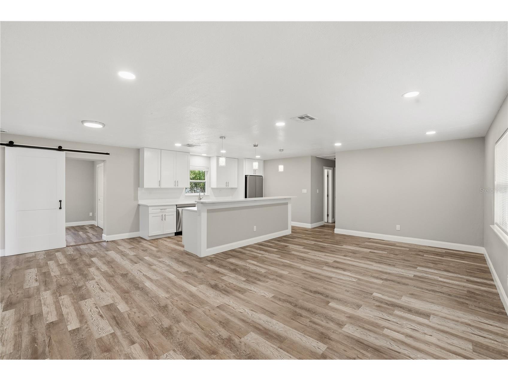 11525 81st Place Seminole FL 33772 TB8488843 image11