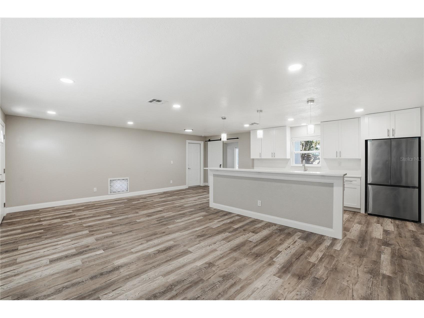 11525 81st Place Seminole FL 33772 TB8488843 image13