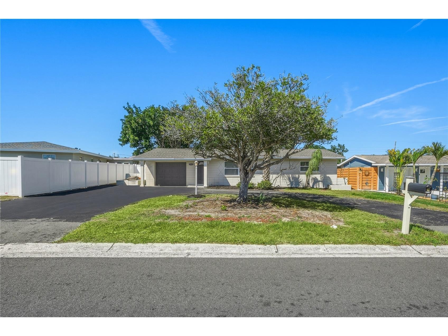 11525 81st Place Seminole FL 33772 TB8488843 image3