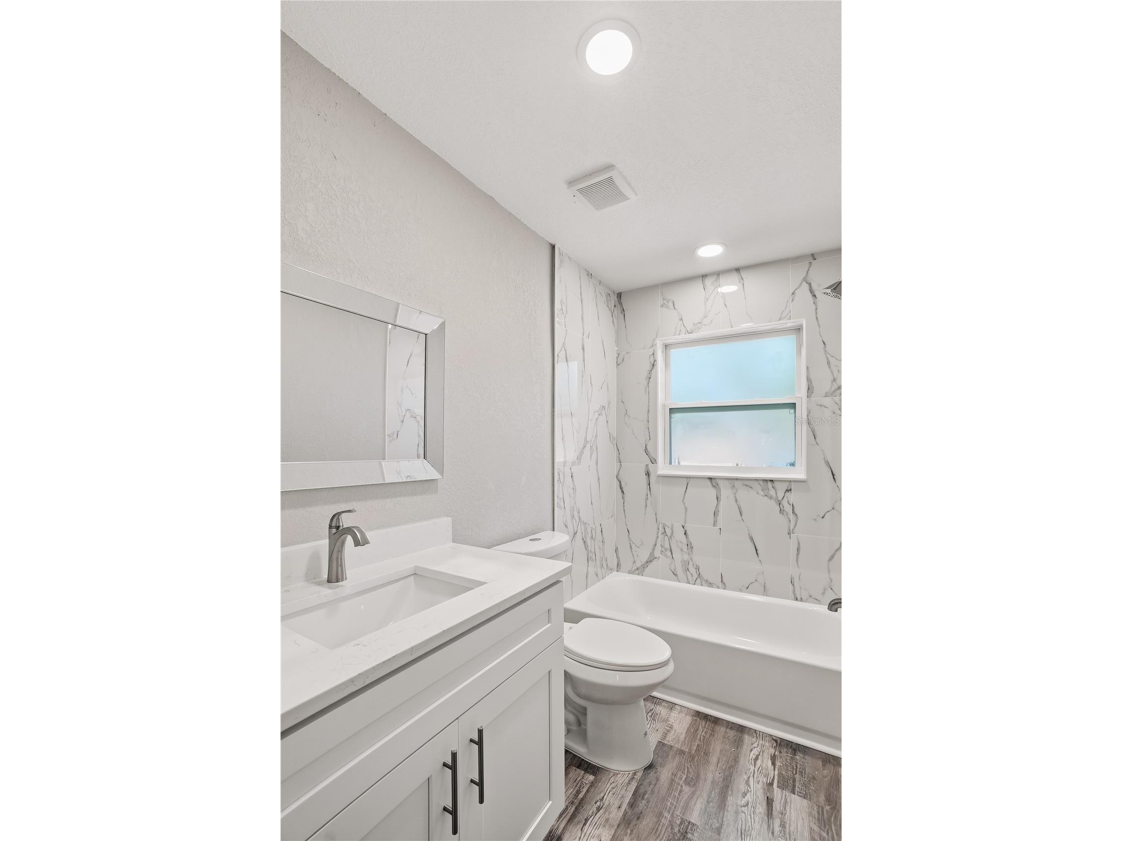 11525 81st Place Seminole FL 33772 TB8488843 image5