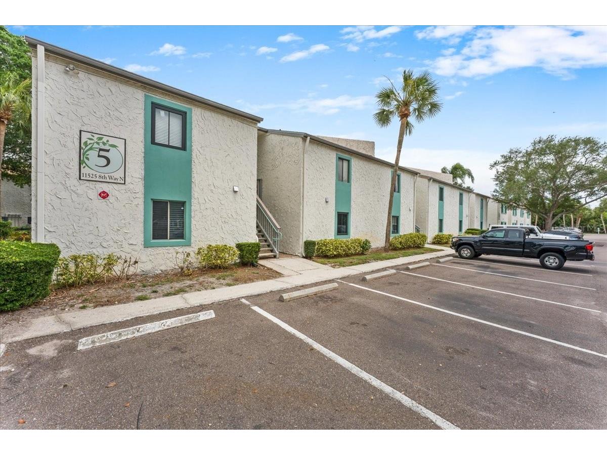 11525 8th Way N #509 Saint Petersburg FL 33716 TB8516460 image1