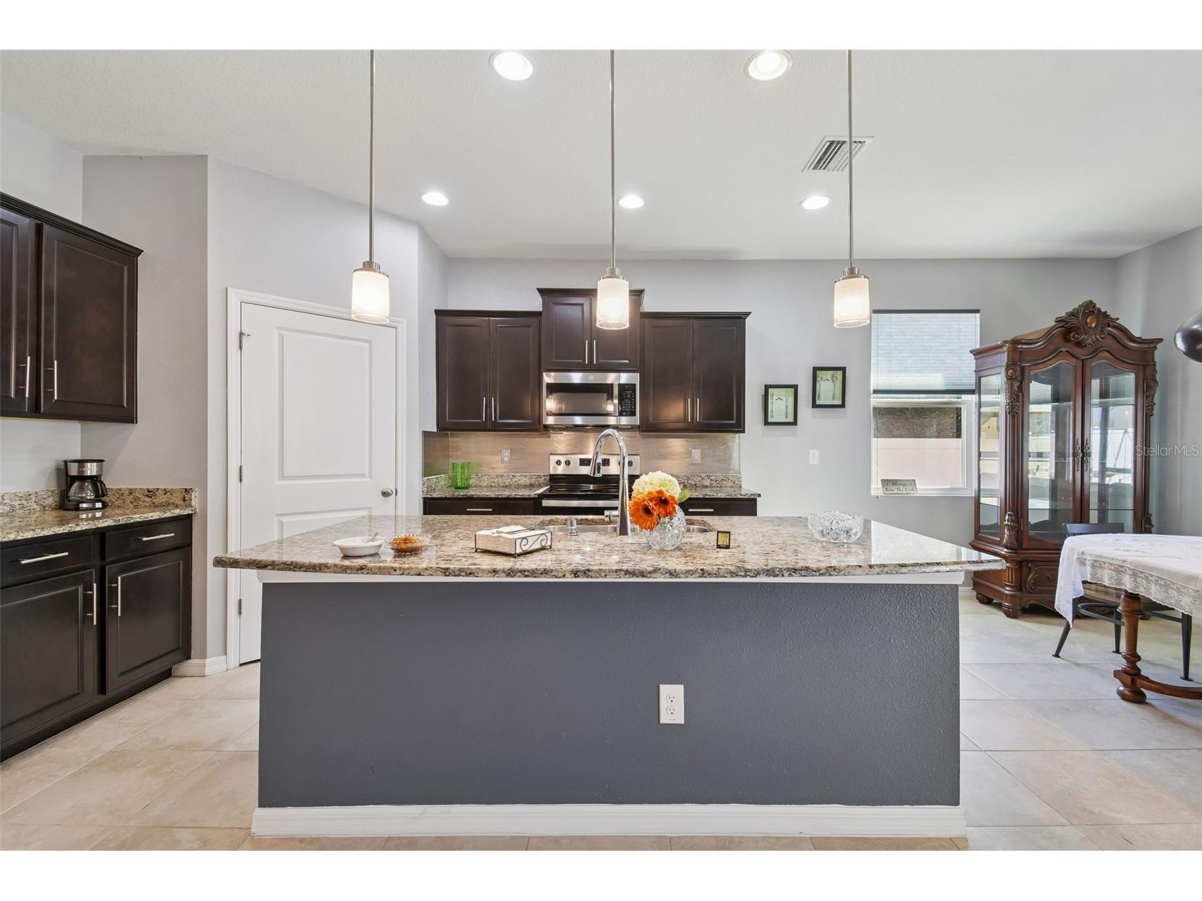 11525 Storywood Drive Riverview FL 33578 TB8474945 image5