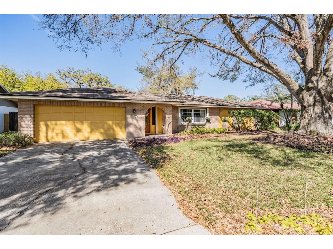 11528 Country Oaks Drive Tampa FL 33618 TB8358498 image1