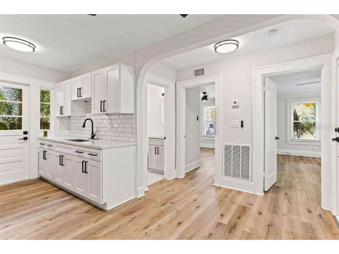 1153 34th Avenue N #3 Saint Petersburg FL 33714 TB8456711 image2