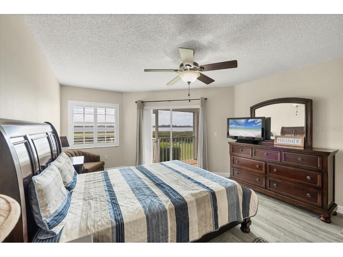 1153 Edgewater Circle Bradenton FL 34209 A4667325 image15