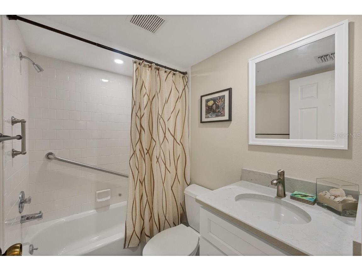 1153 Edgewater Circle Bradenton FL 34209 A4667325 image21