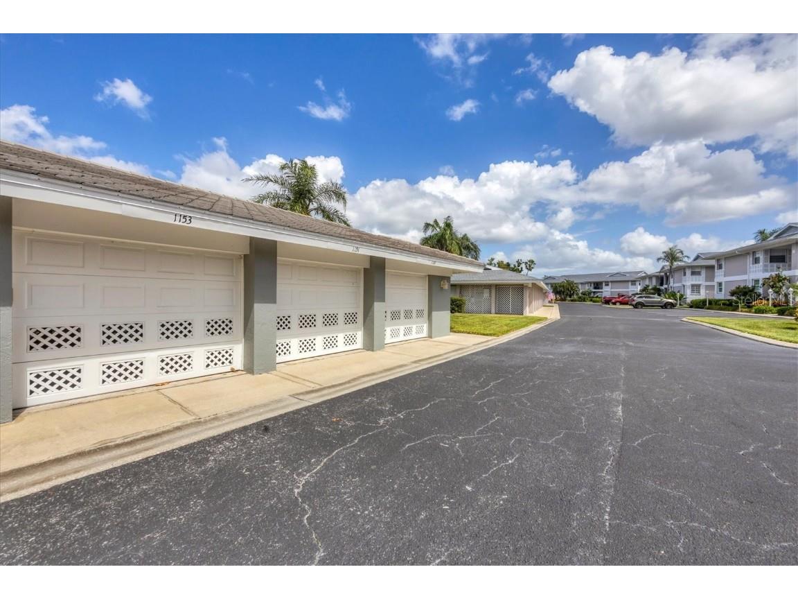 1153 Edgewater Circle Bradenton FL 34209 A4667325 image22