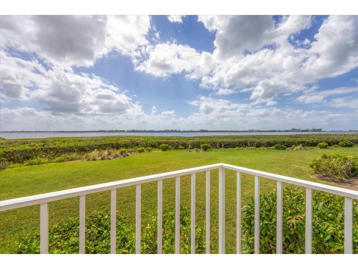 1153 Edgewater Circle Bradenton FL 34209 A4667325 image27