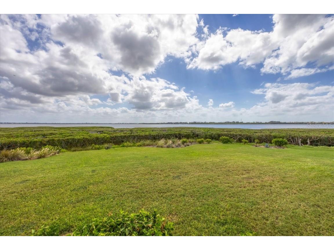 1153 Edgewater Circle Bradenton FL 34209 A4667325 image28